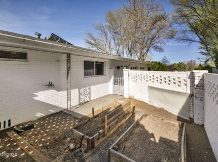 3325 E Hidden Valley Drive, Reno, NV 89502 Photo