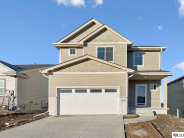 11302 Portage Circle, Papillion, NE 68046