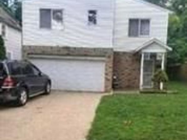 170 Manhattan Avenue, TEANECK, NJ 07666