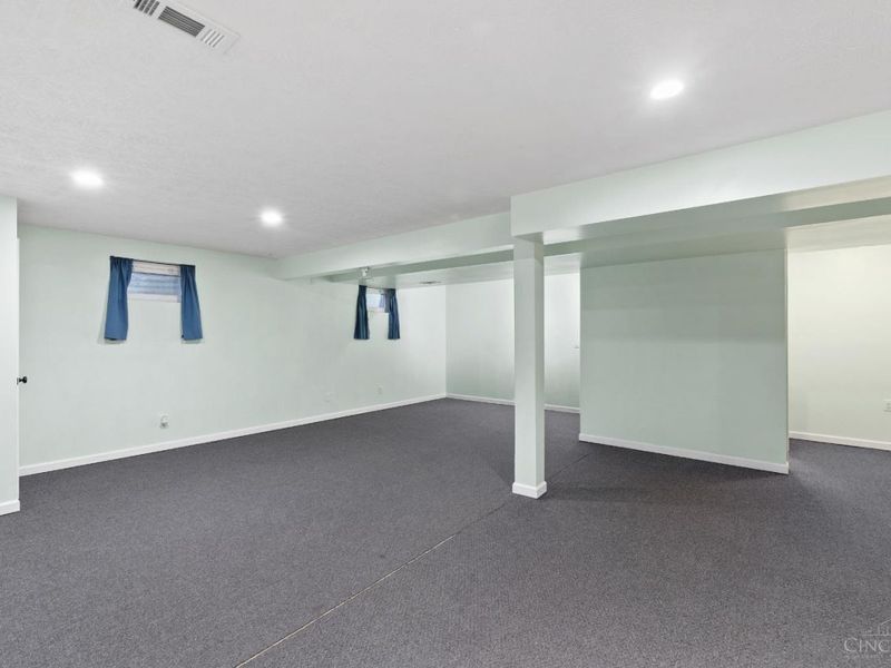 609 Fox Chase Way, Maineville, OH 45039 Photo 20