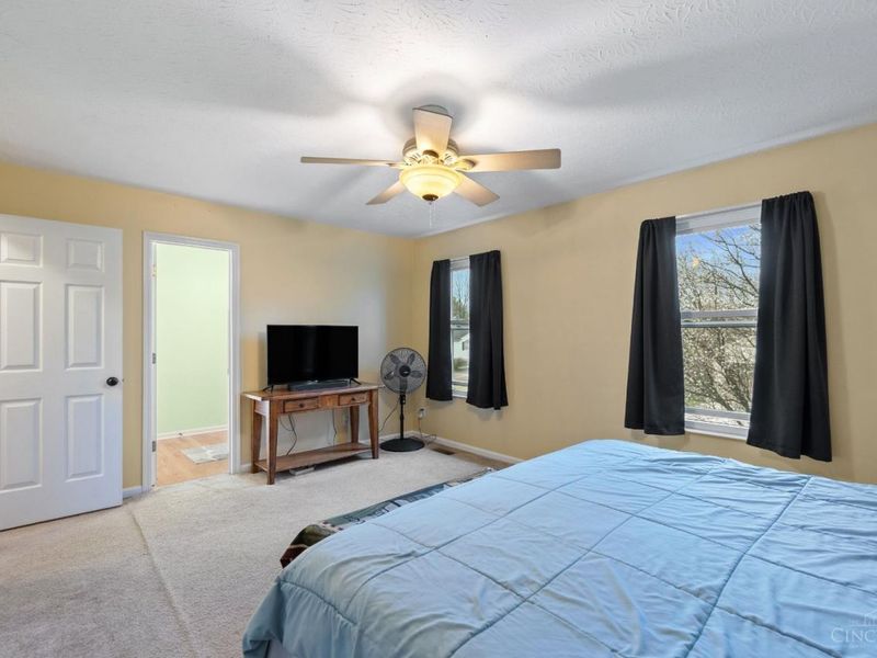 609 Fox Chase Way, Maineville, OH 45039 Photo 9