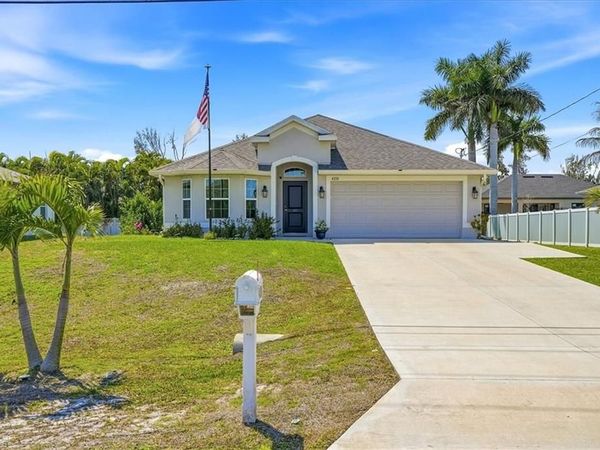 4210 Garden BLVD, CAPE CORAL, FL 33909