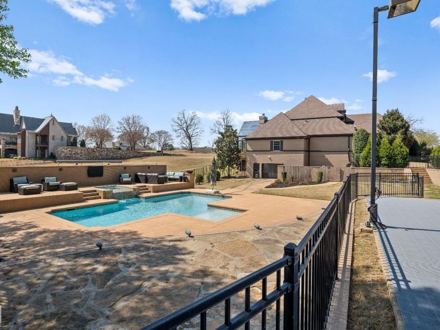 Property Image 30
