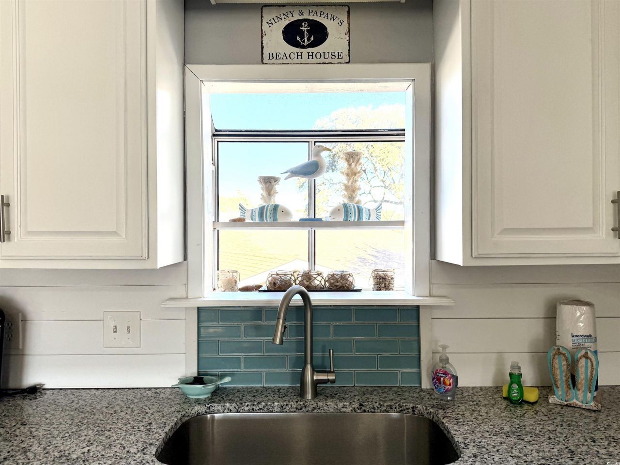 2027 Lark Dr. Photo 12