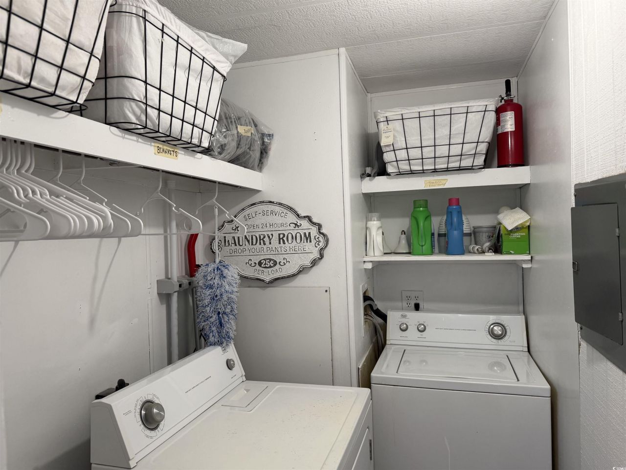 2027 Lark Dr. Photo 19