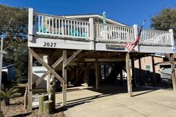 2027 Lark Dr. photo 4