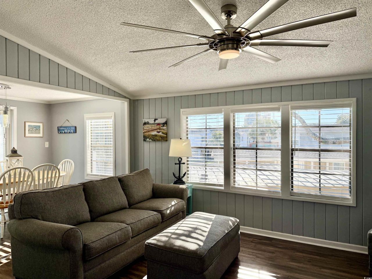 2027 Lark Dr. Photo 20