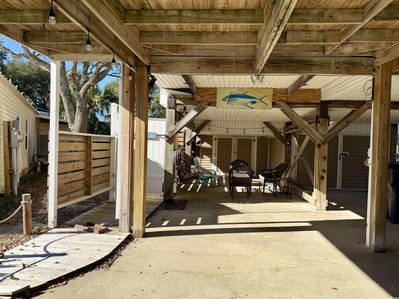 2027 Lark Dr. Photo 34