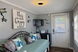 2027 Lark Dr. photo 4