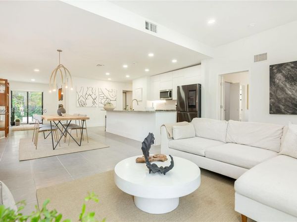 14000 NE 16th Ct , North Miami, FL 33181