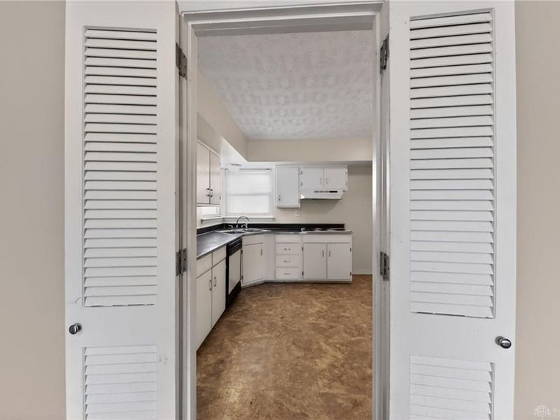 4856 Shadwell Drive, Dayton, OH 45416 Photo 14