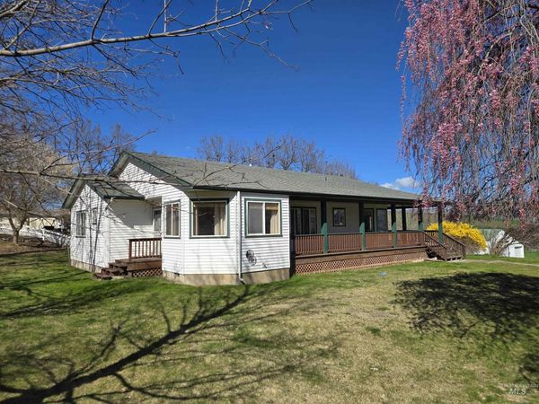 2794 9th Ave., Clarkston, WA 99403