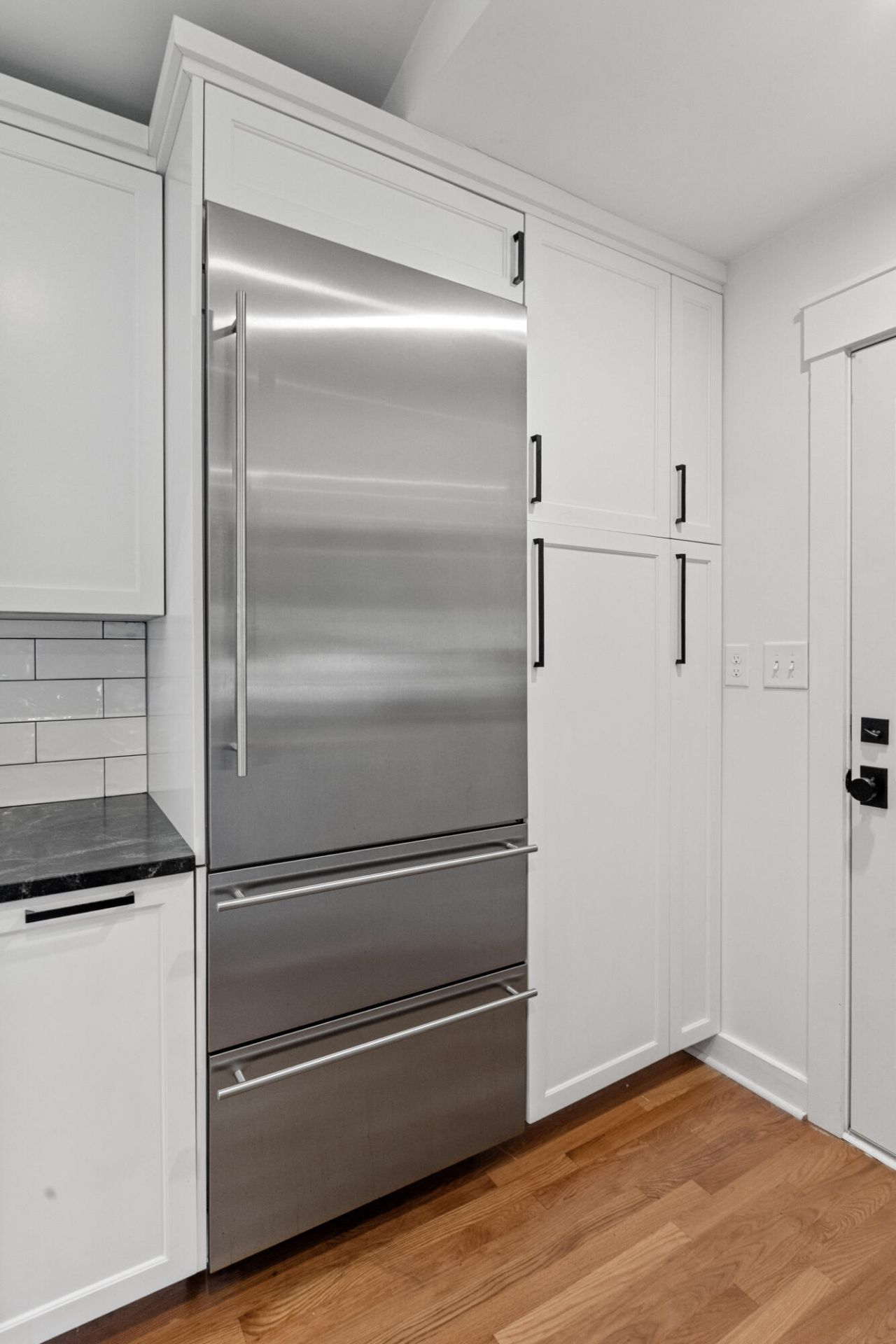 1089 Harbor View Road Photo 19