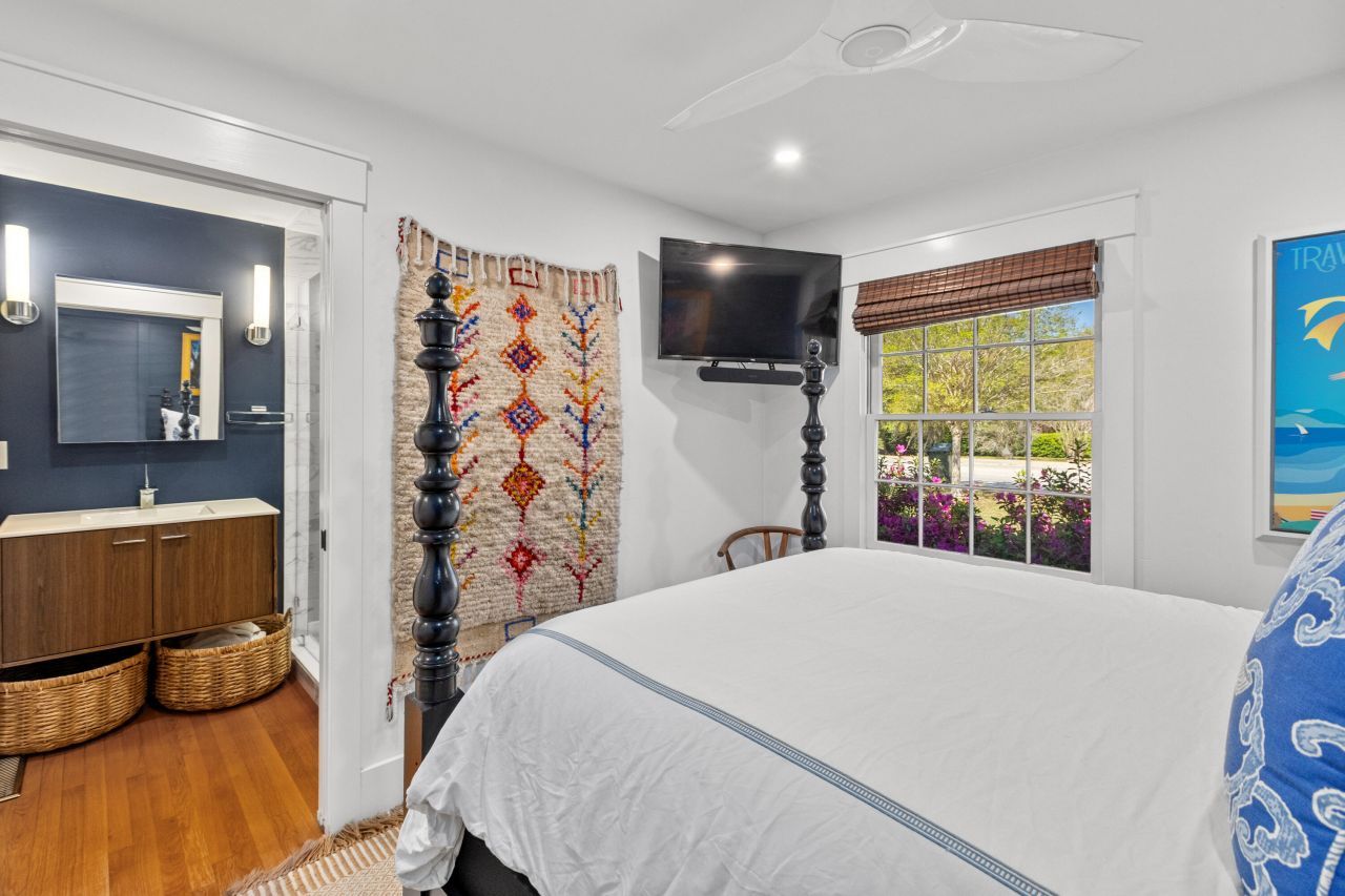 1089 Harbor View Road Photo 23