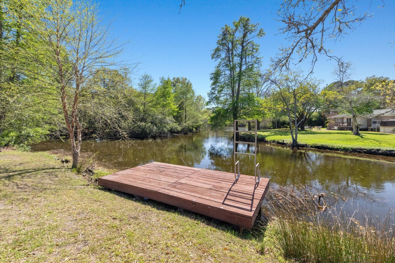 1089 Harbor View Road Photo 46