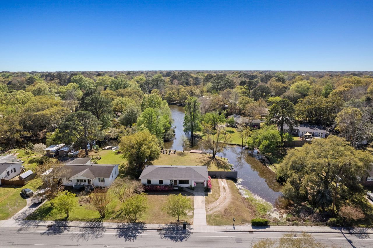 1089 Harbor View Road Photo 54