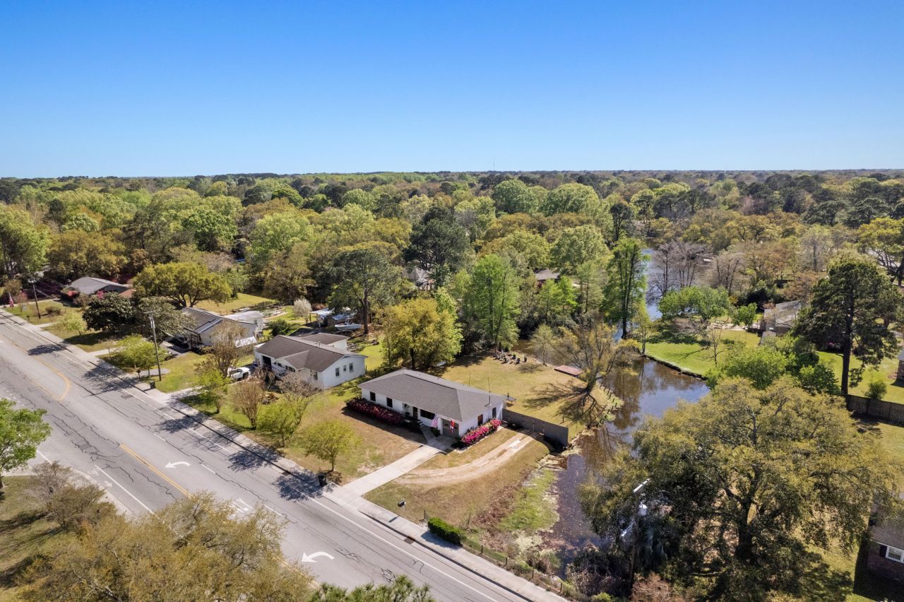 1089 Harbor View Road Photo 55