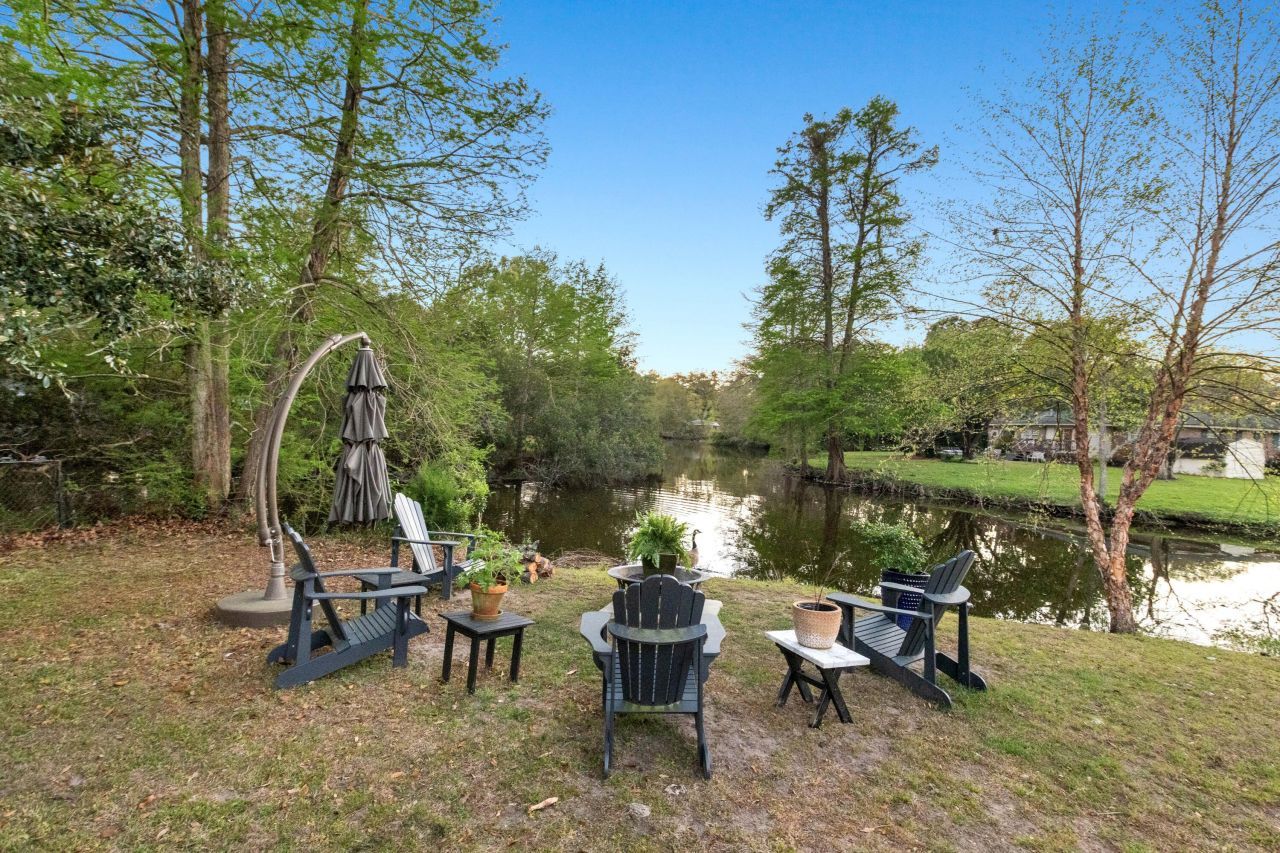 1089 Harbor View Road Photo 68