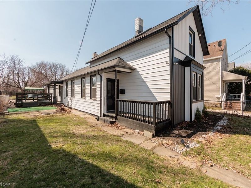 5811 Madison Avenue, Cleveland, OH 44102 Photo 2