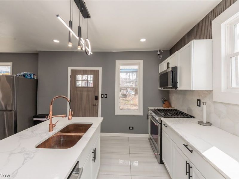 5811 Madison Avenue, Cleveland, OH 44102 Photo 22