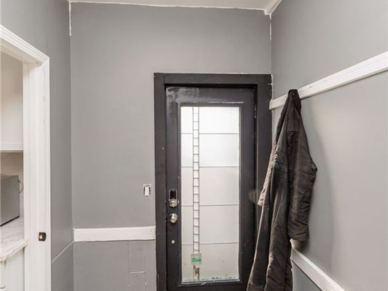 5811 Madison Avenue, Cleveland, OH 44102 Photo 27