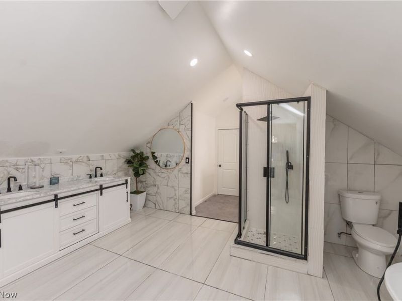 5811 Madison Avenue, Cleveland, OH 44102 Photo 34