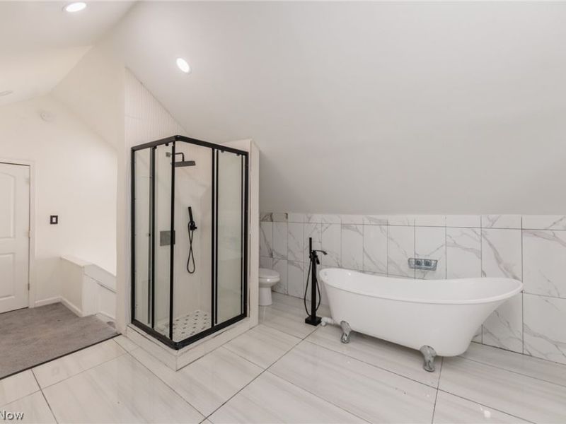 5811 Madison Avenue, Cleveland, OH 44102 Photo 35