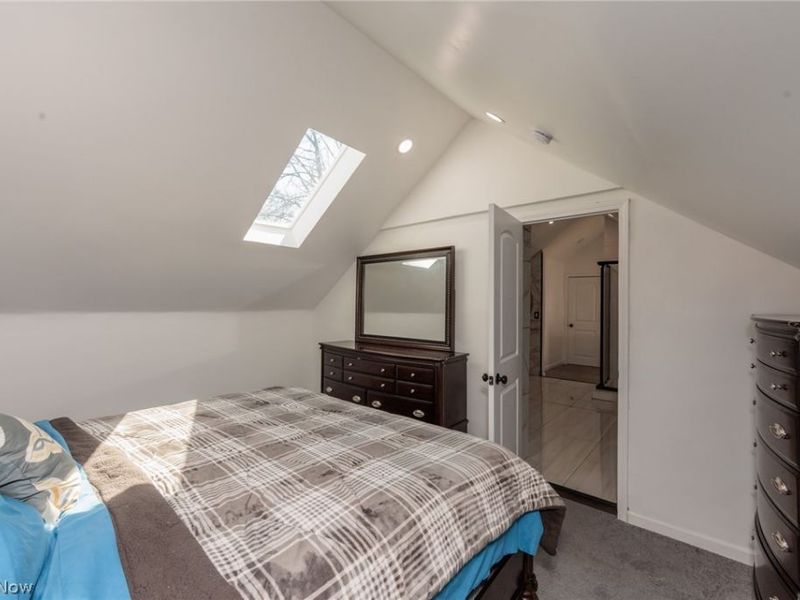 5811 Madison Avenue, Cleveland, OH 44102 Photo 39