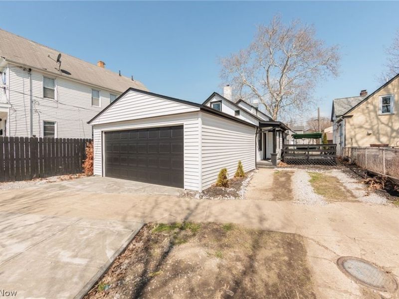 5811 Madison Avenue, Cleveland, OH 44102 Photo 4