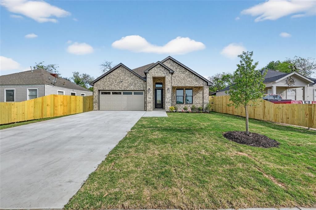 1930 Houston Street, Grand Prairie, TX 75050 Main Photo