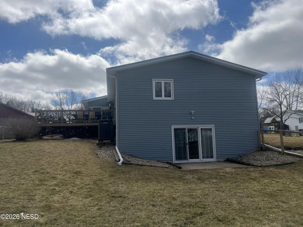 605 CIRCLE DRIVE, Clear Lake, SD 57226