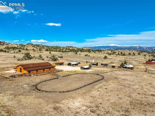 10589 County Road 102 , Guffey, CO 80820