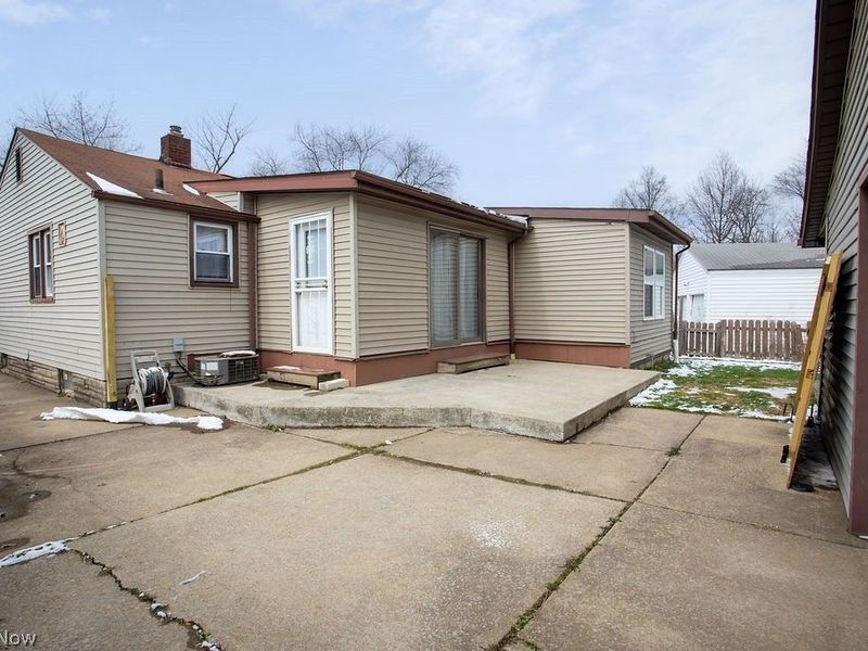 551 Moherman Avenue, Youngstown, OH 44509 Photo 10