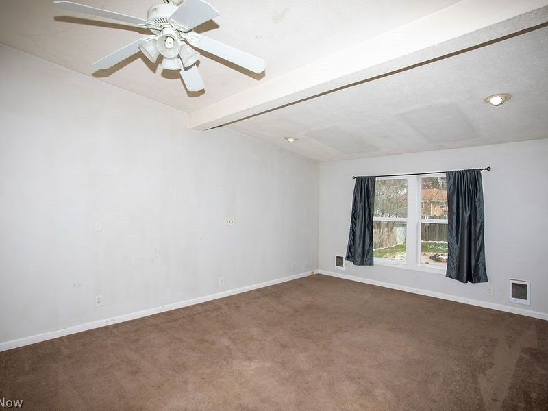 551 Moherman Avenue, Youngstown, OH 44509 Photo 11