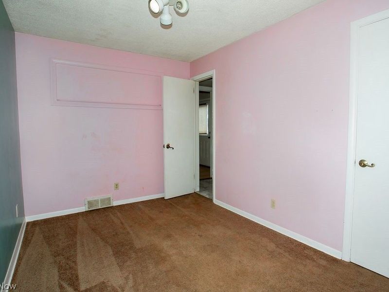 551 Moherman Avenue, Youngstown, OH 44509 Photo 26