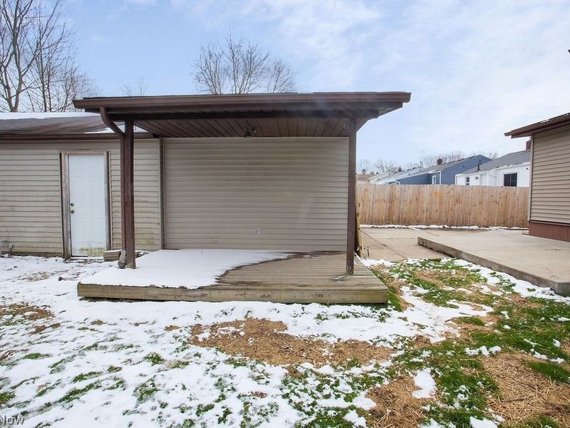 551 Moherman Avenue, Youngstown, OH 44509 Photo 8