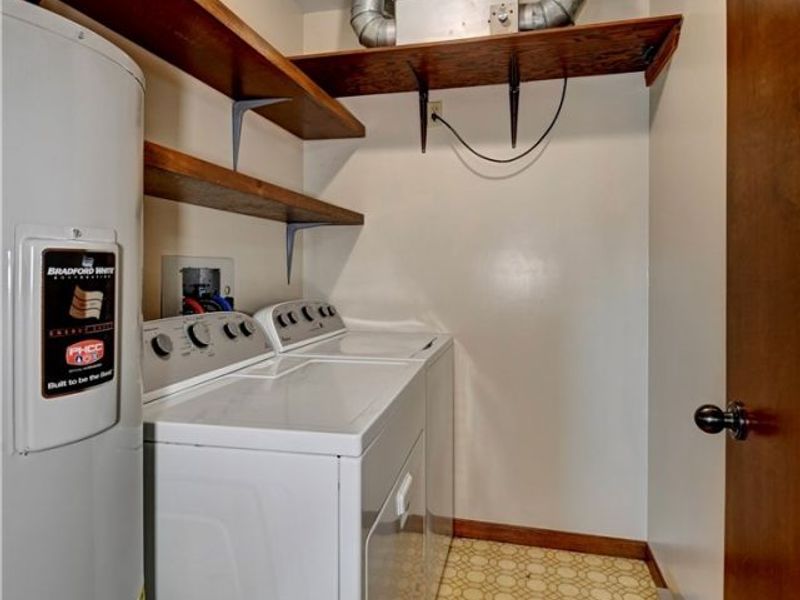 5520 S Market Street, Unit B, Millersburg, OH 44610 Photo 17