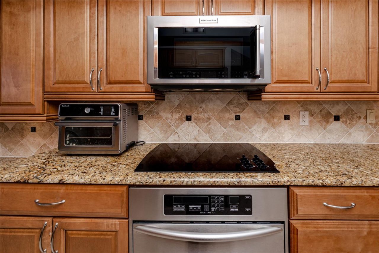 363 Pinellas Bayway S, Unit 48, Tierra Verde, FL 33715 Photo