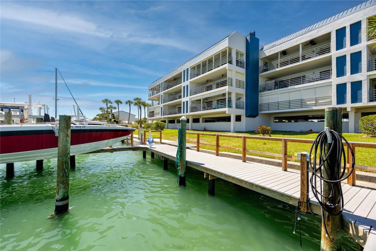 363 Pinellas Bayway S, Unit 48, Tierra Verde, FL 33715 Photo