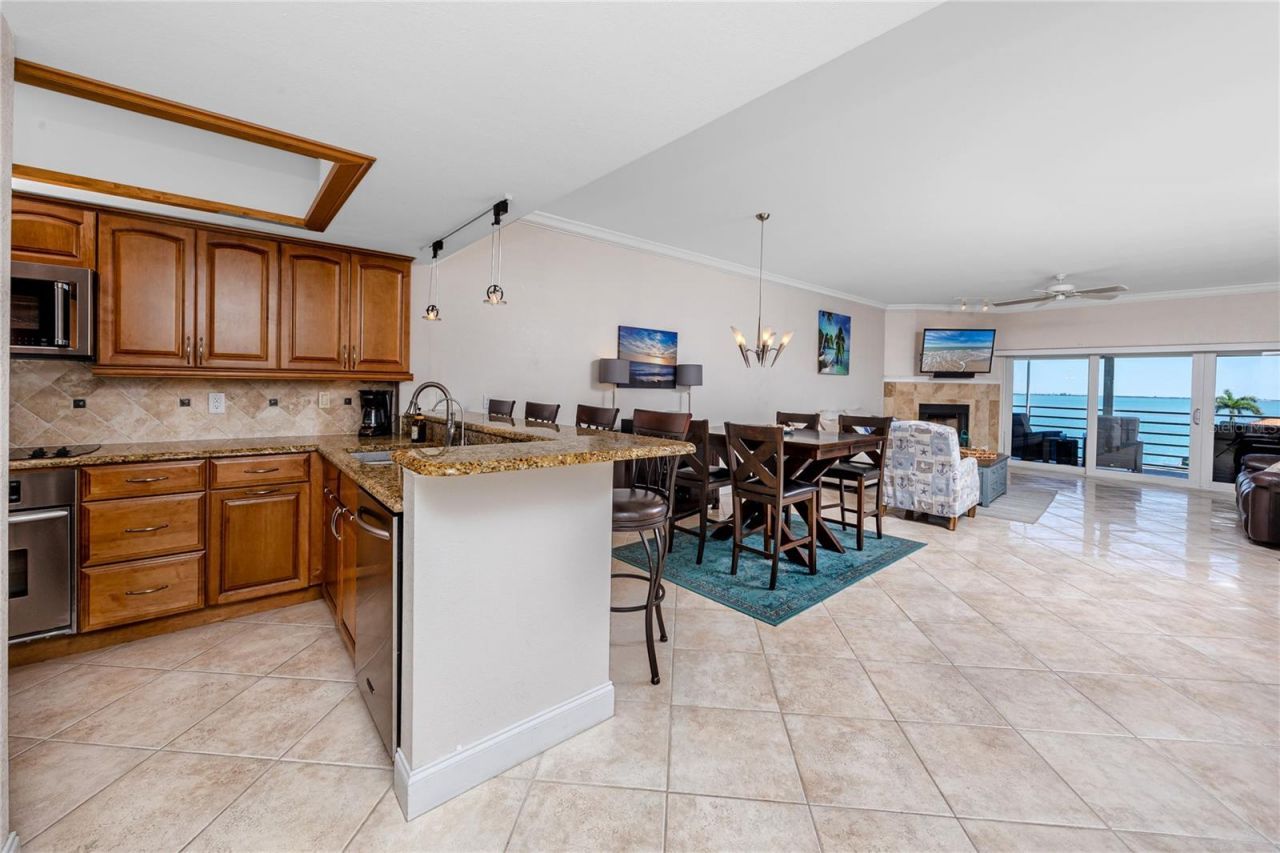 363 Pinellas Bayway S, Unit 48, Tierra Verde, FL 33715 Photo