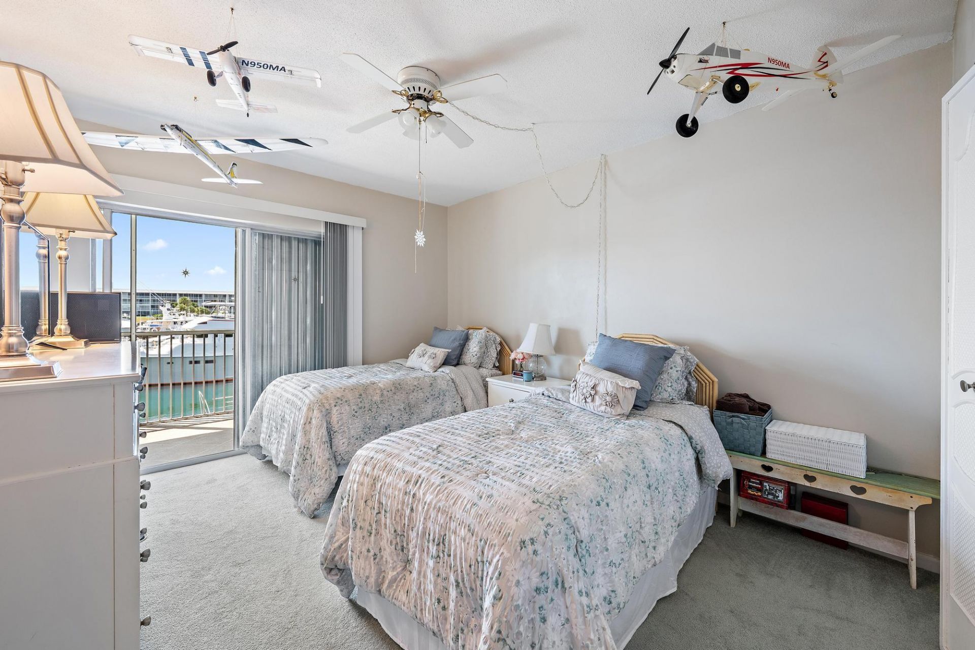 37 Yacht Club Drive, Unit 210, North Palm Beach, FL 33408 Photo