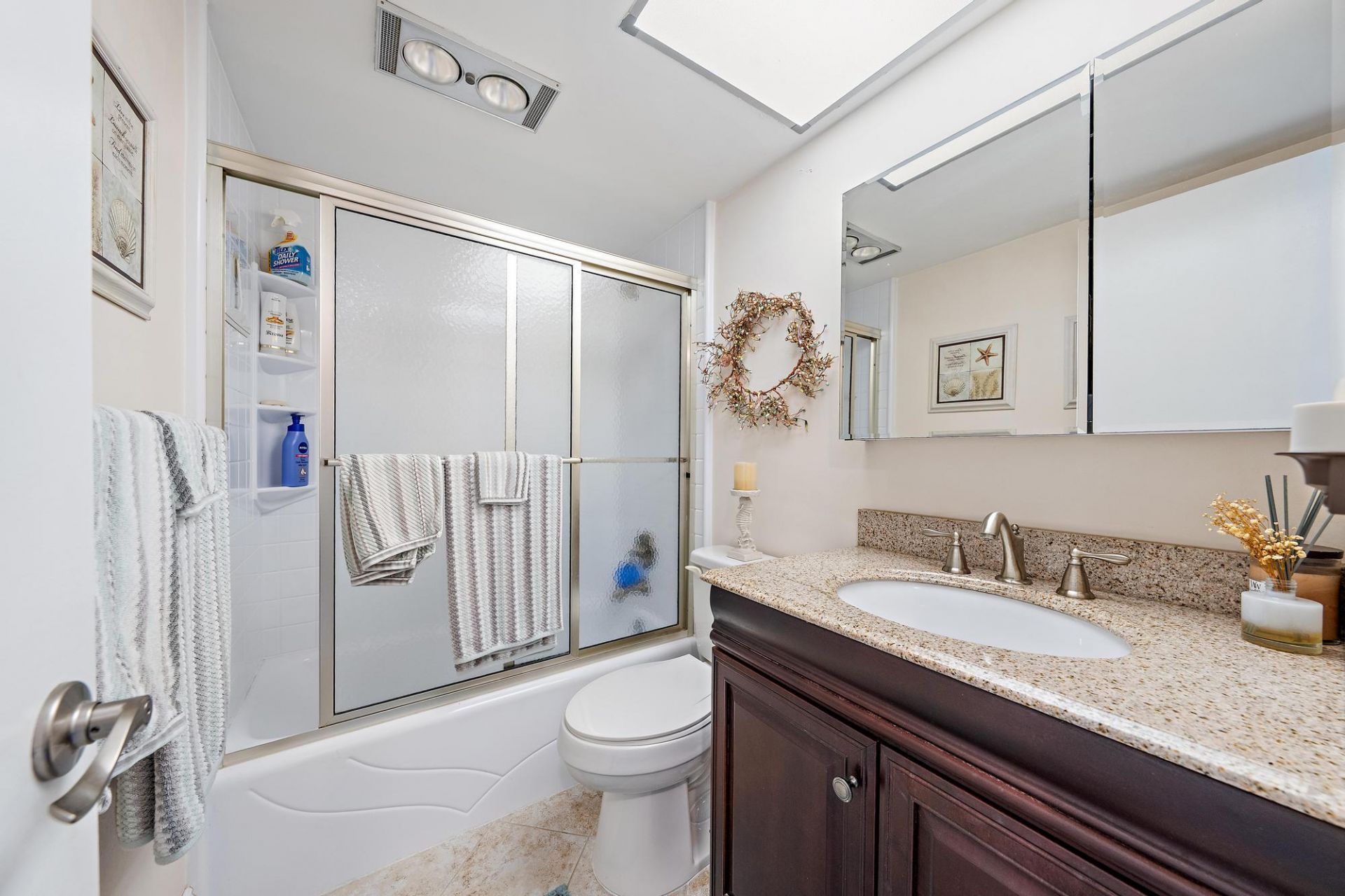 37 Yacht Club Drive, Unit 210, North Palm Beach, FL 33408 Photo