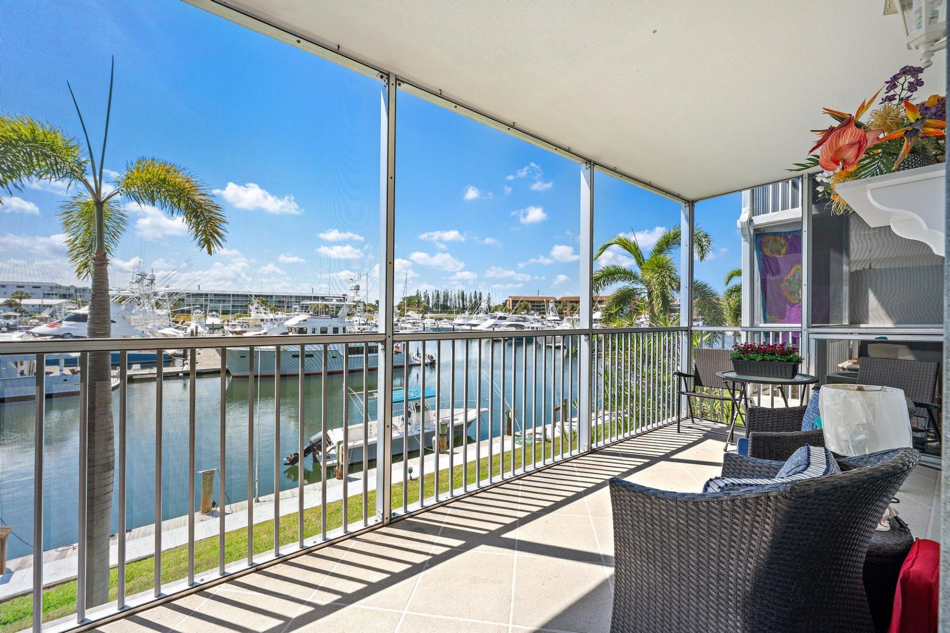 37 Yacht Club Drive, Unit 210, North Palm Beach, FL 33408 Photo