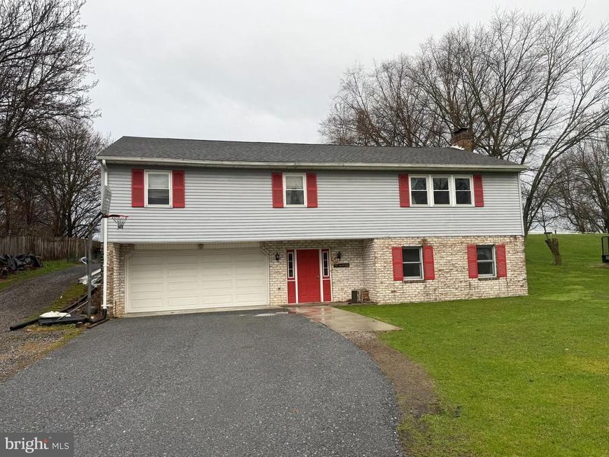 711 W Siddonsburg Road , Dillsburg, PA 17019 Main Photo
