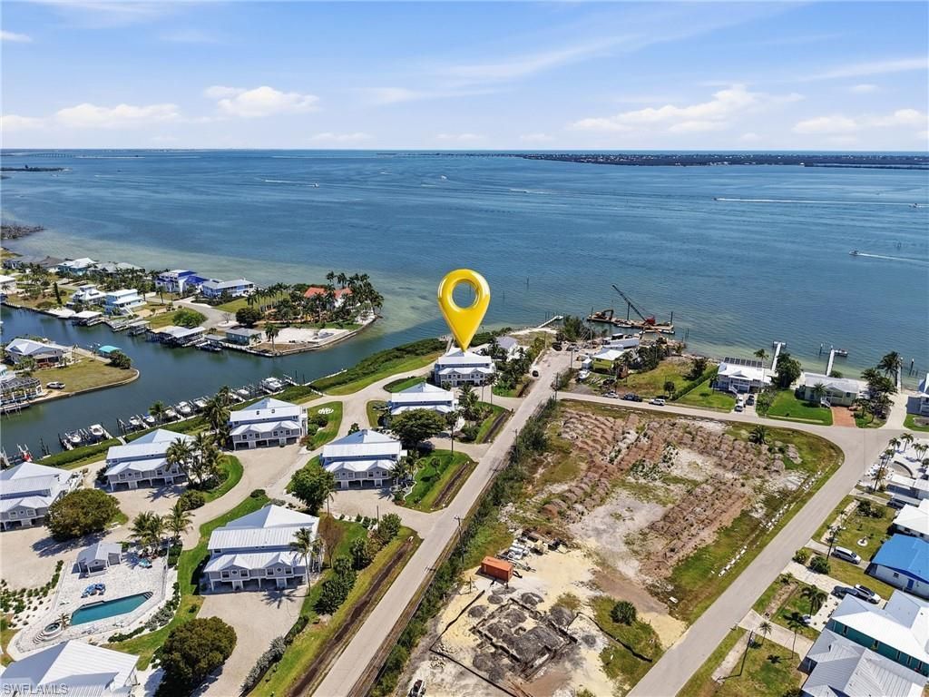 2230 Palm Ave, Saint James City, FL 33956 Photo