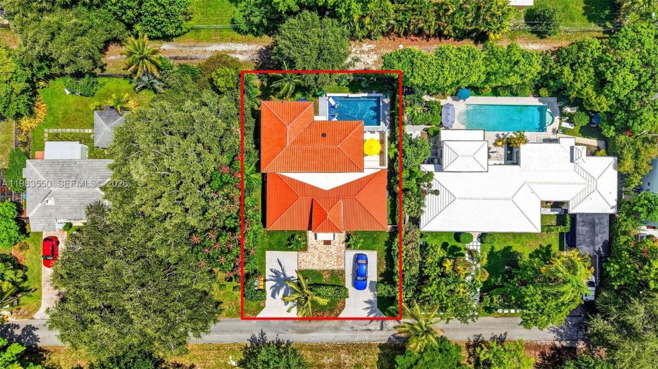 941 NE 119th St, Biscayne Park, FL 33161 Photo