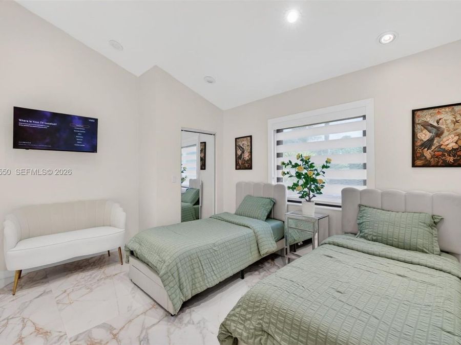 Property Image 74