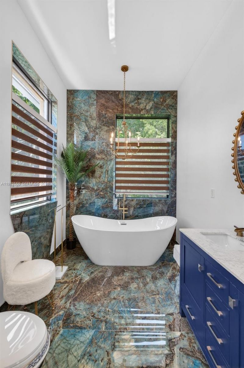 941 NE 119th St , Biscayne Park, FL 33161 Photo