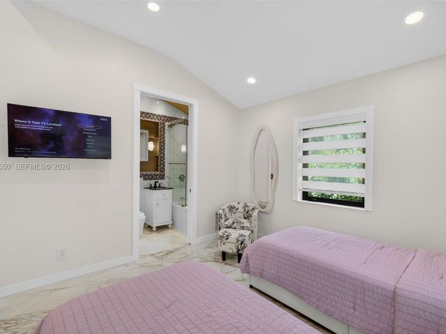 Property Image 78