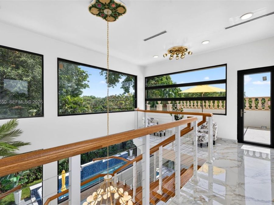 Property Image 85